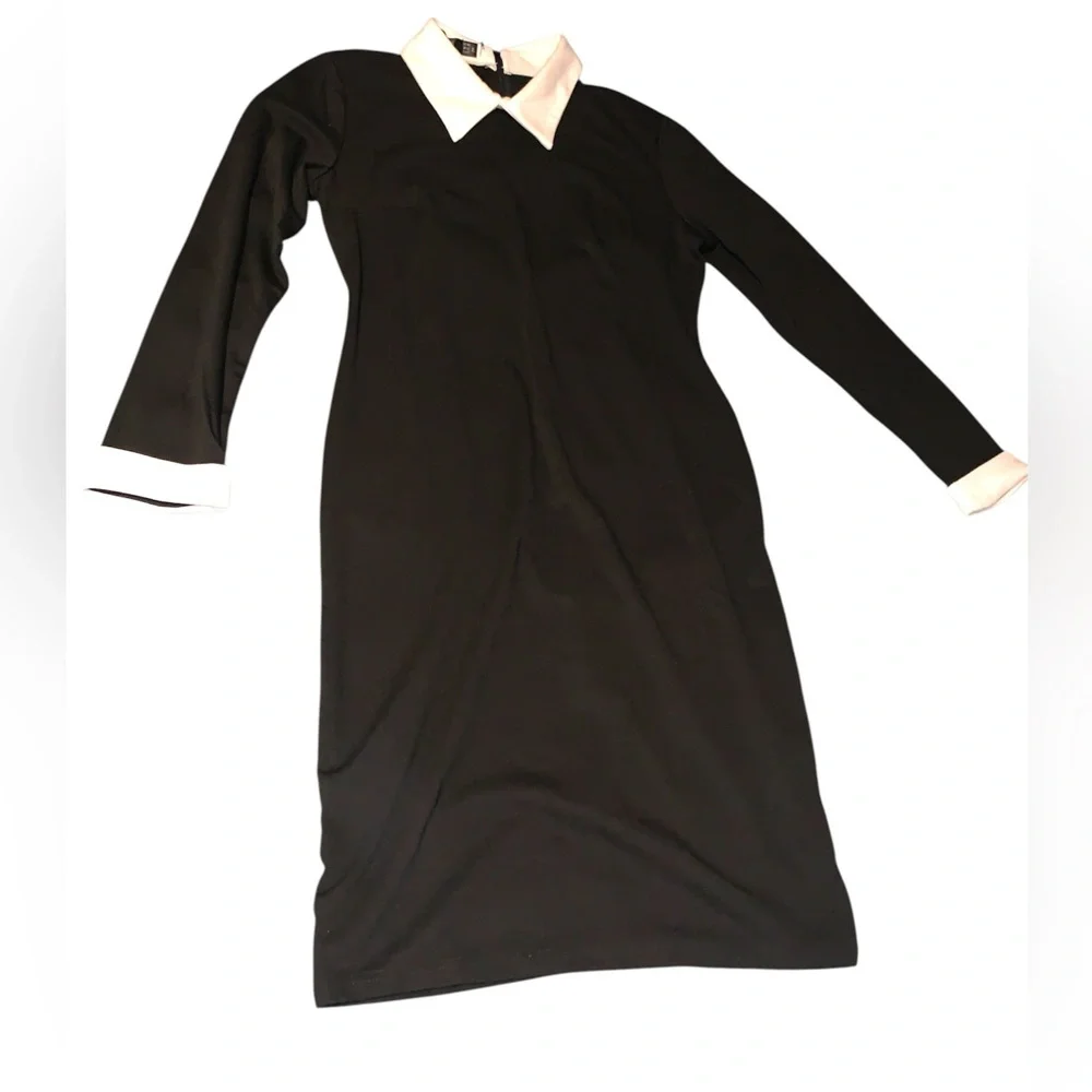 Elegant Black Long Sleeve Dress with turn down collar and white cuffs Wednesday - Picture 2 of 10
